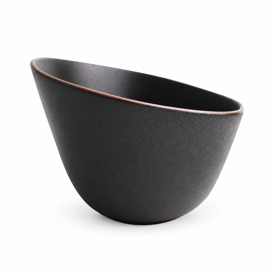 Rollin Black Slanted Bowl — 630 mL — white-background product view 1; AI-assisted image